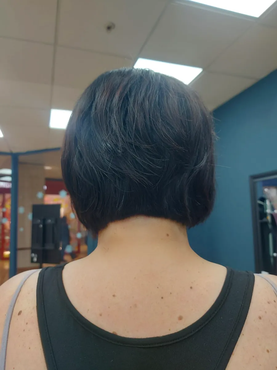 Precision bob cut by MARSELINE